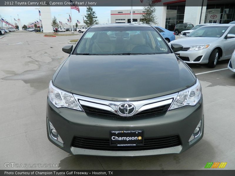 Cypress Green Pearl / Ivory 2012 Toyota Camry XLE