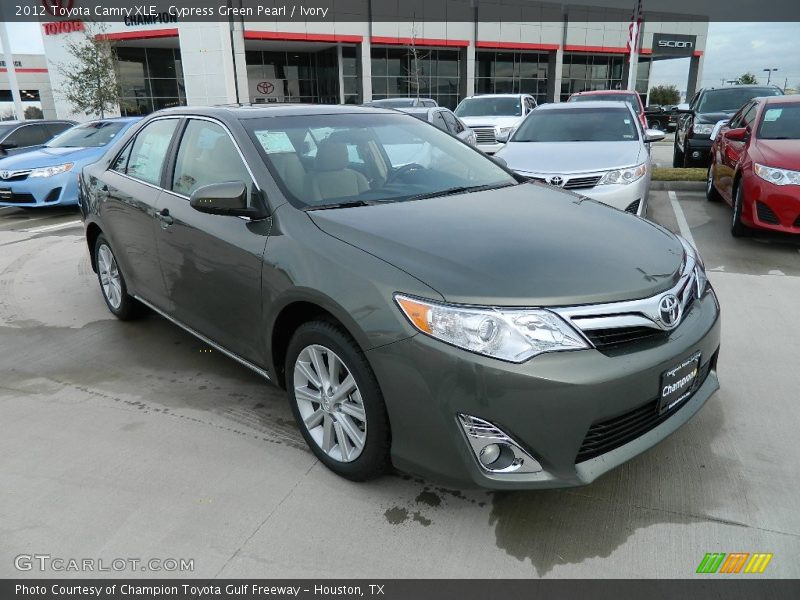 Cypress Green Pearl / Ivory 2012 Toyota Camry XLE