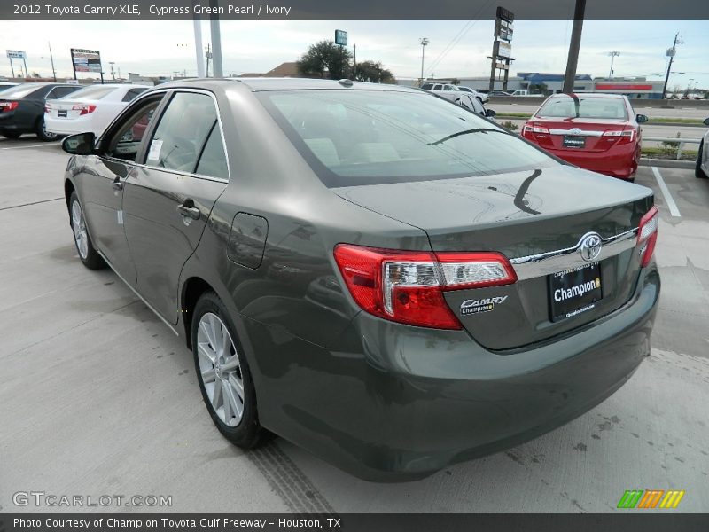 Cypress Green Pearl / Ivory 2012 Toyota Camry XLE