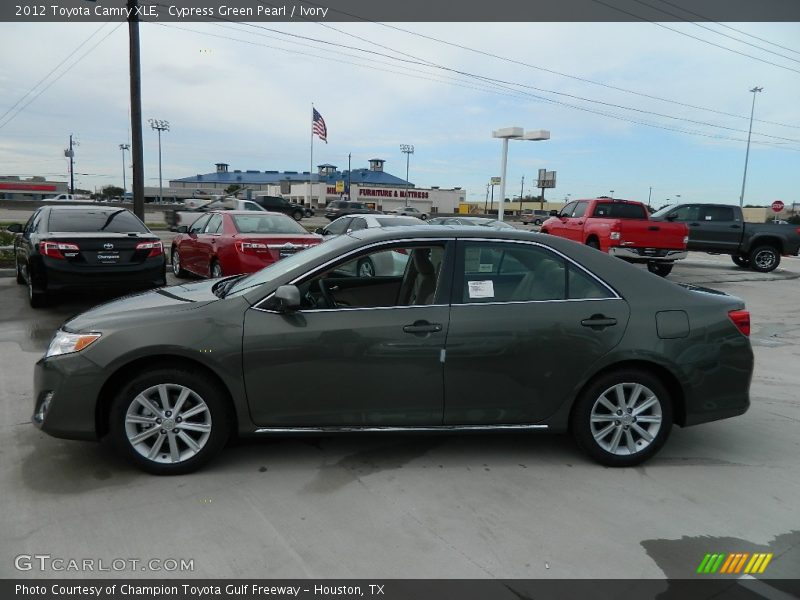 Cypress Green Pearl / Ivory 2012 Toyota Camry XLE