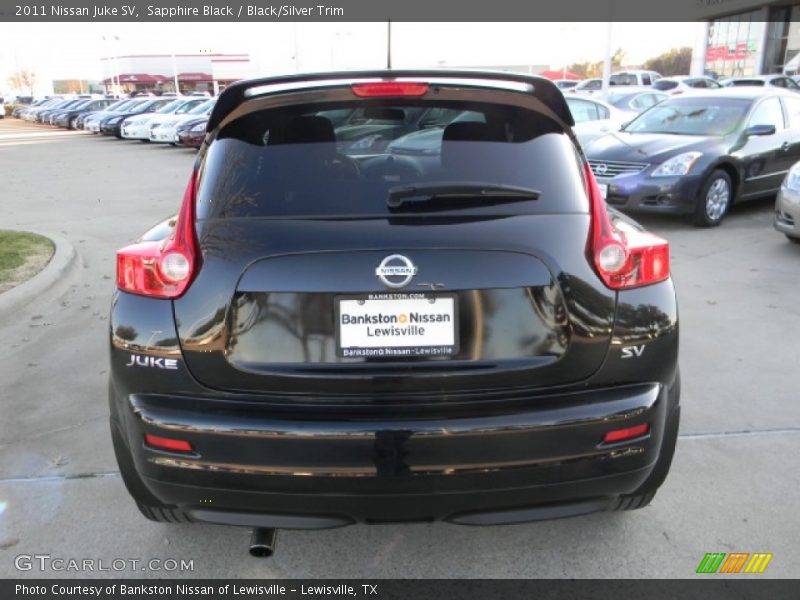 Sapphire Black / Black/Silver Trim 2011 Nissan Juke SV