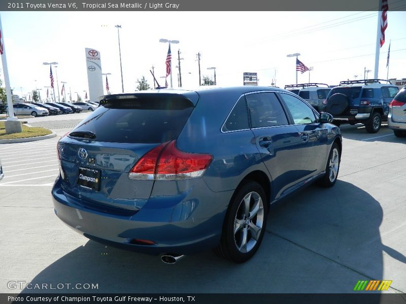 Tropical Sea Metallic / Light Gray 2011 Toyota Venza V6