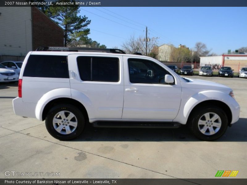 Avalanche White / Desert 2007 Nissan Pathfinder LE