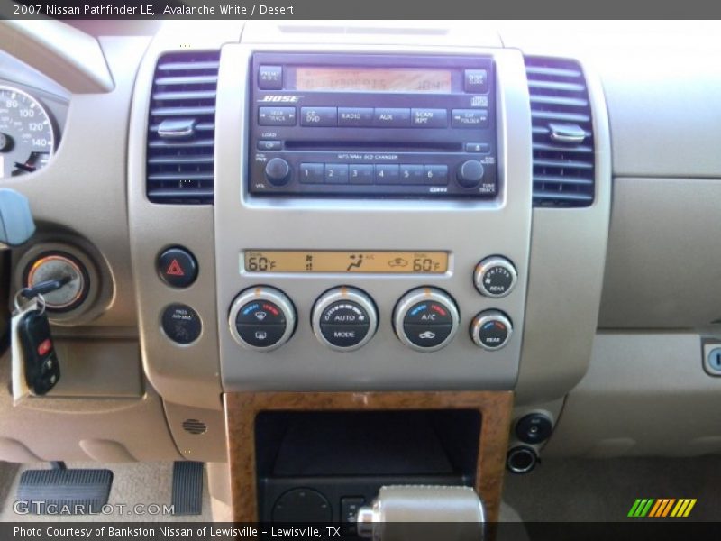 Avalanche White / Desert 2007 Nissan Pathfinder LE