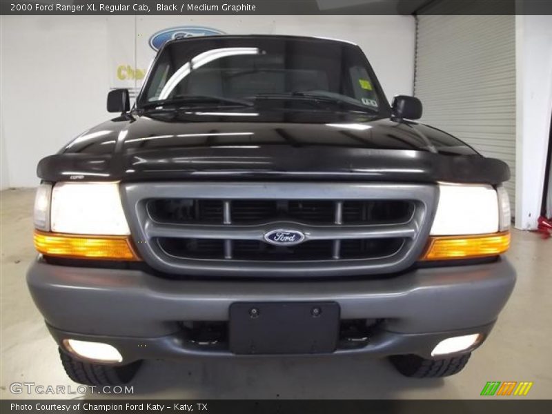 Black / Medium Graphite 2000 Ford Ranger XL Regular Cab