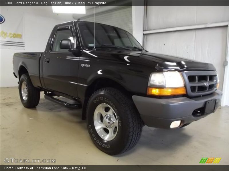 Black / Medium Graphite 2000 Ford Ranger XL Regular Cab