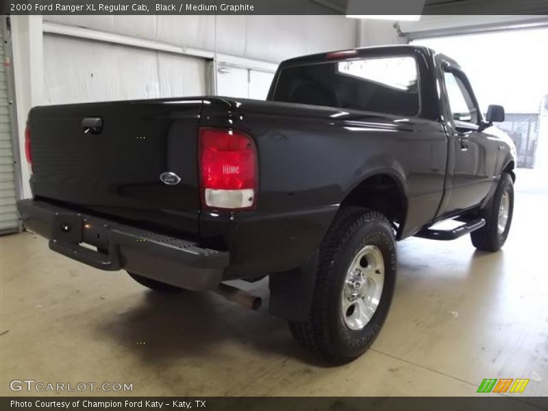 Black / Medium Graphite 2000 Ford Ranger XL Regular Cab