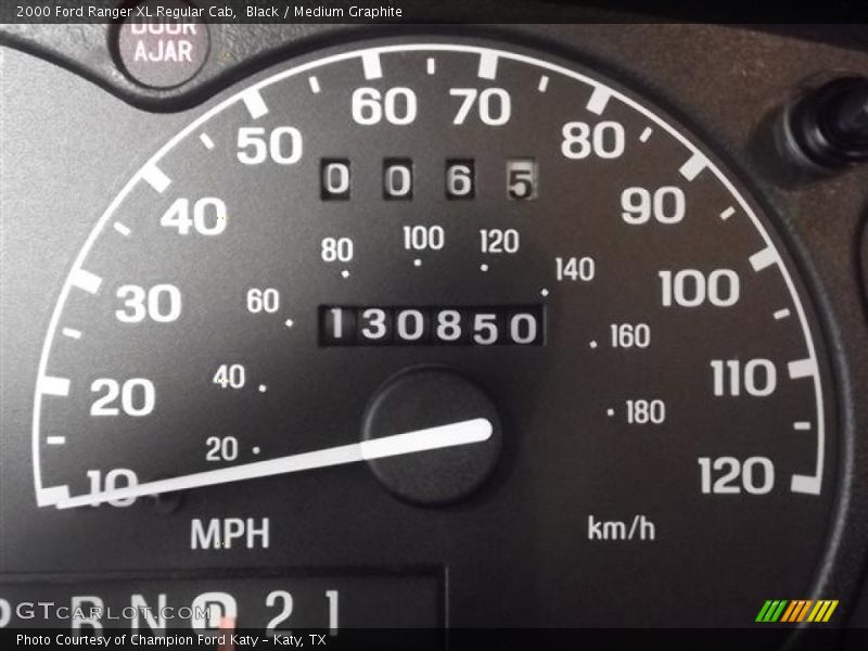 Black / Medium Graphite 2000 Ford Ranger XL Regular Cab