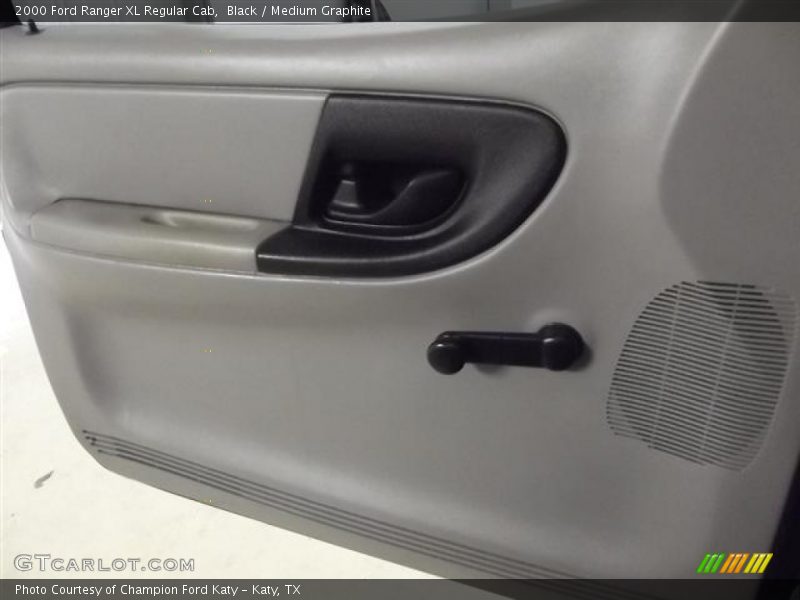 Black / Medium Graphite 2000 Ford Ranger XL Regular Cab