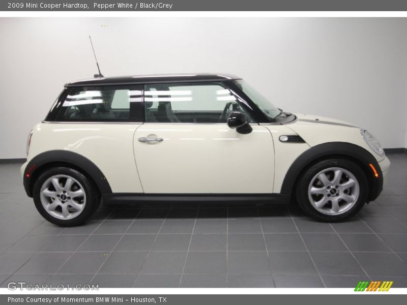 Pepper White / Black/Grey 2009 Mini Cooper Hardtop