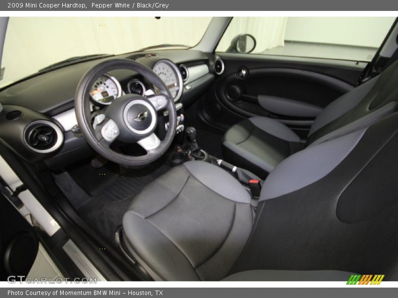 Pepper White / Black/Grey 2009 Mini Cooper Hardtop