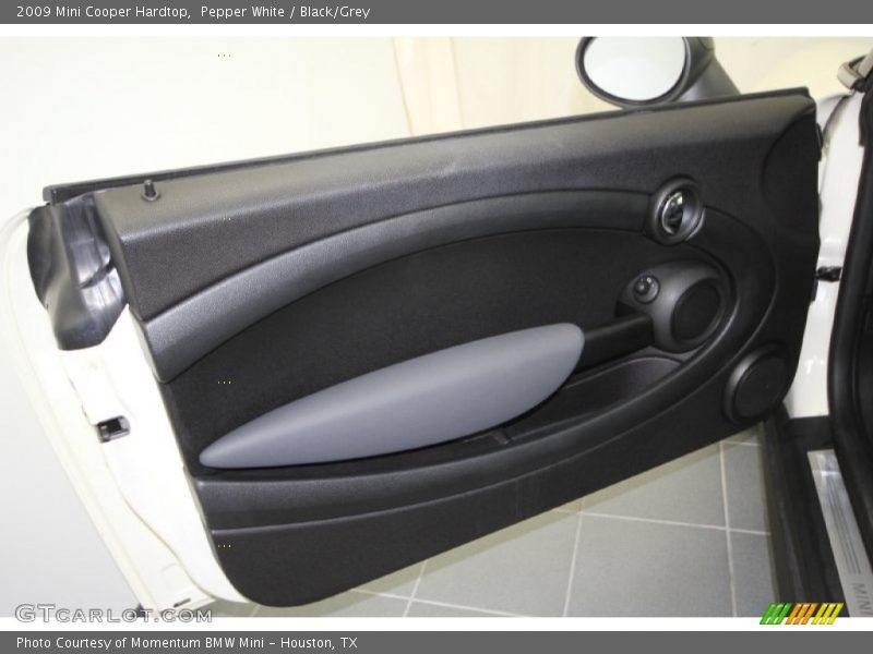 Pepper White / Black/Grey 2009 Mini Cooper Hardtop