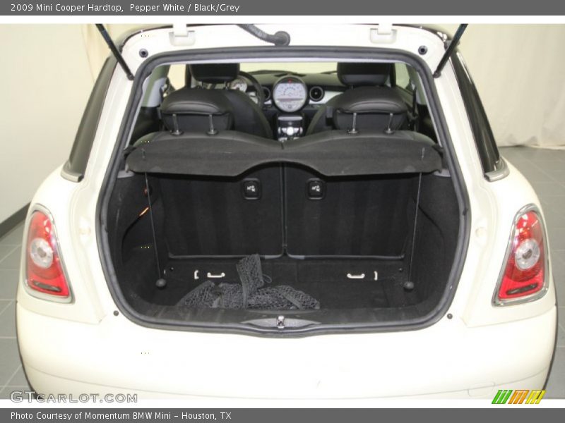 Pepper White / Black/Grey 2009 Mini Cooper Hardtop