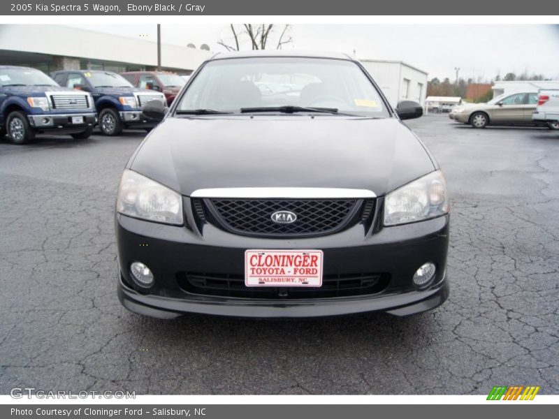 Ebony Black / Gray 2005 Kia Spectra 5 Wagon