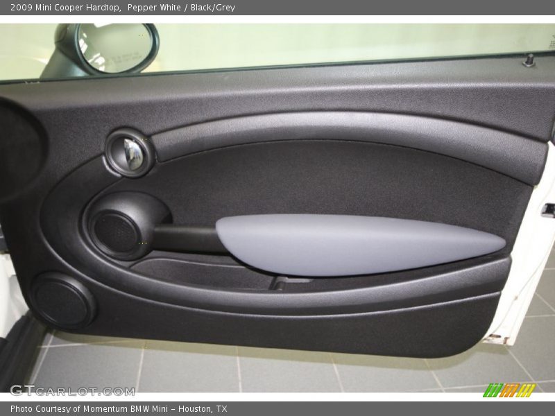 Pepper White / Black/Grey 2009 Mini Cooper Hardtop