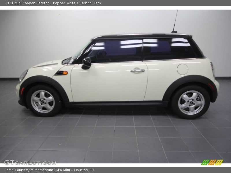 Pepper White / Carbon Black 2011 Mini Cooper Hardtop