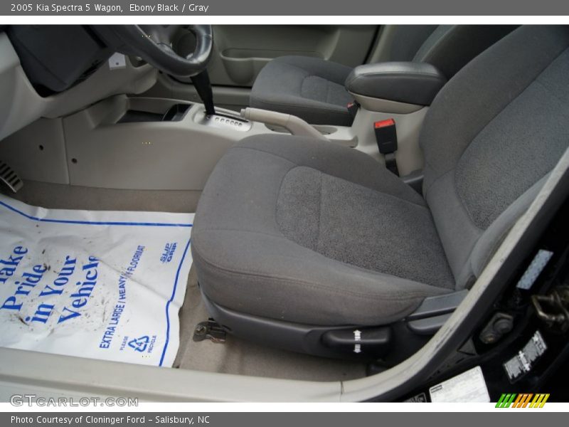 Ebony Black / Gray 2005 Kia Spectra 5 Wagon