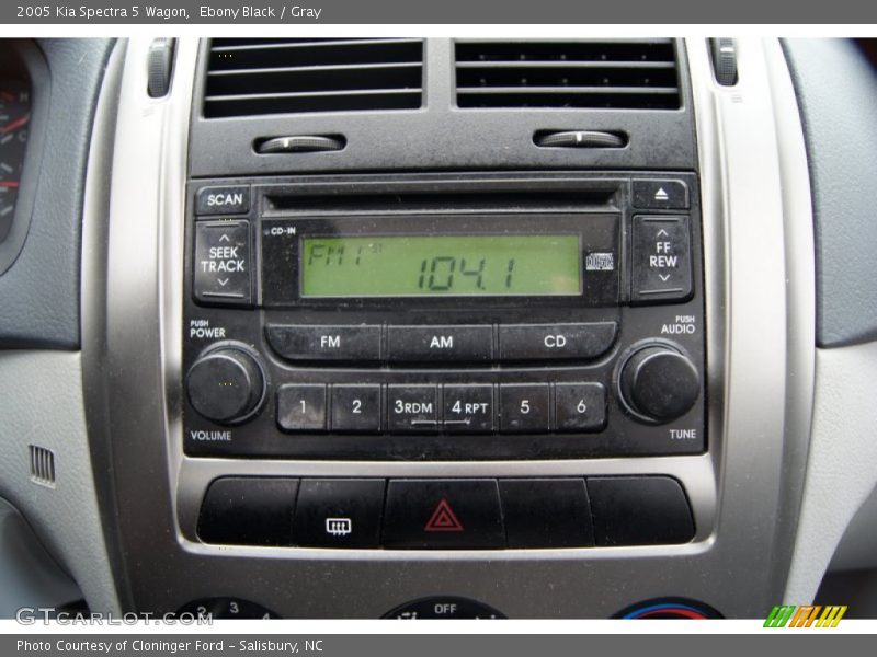 Ebony Black / Gray 2005 Kia Spectra 5 Wagon