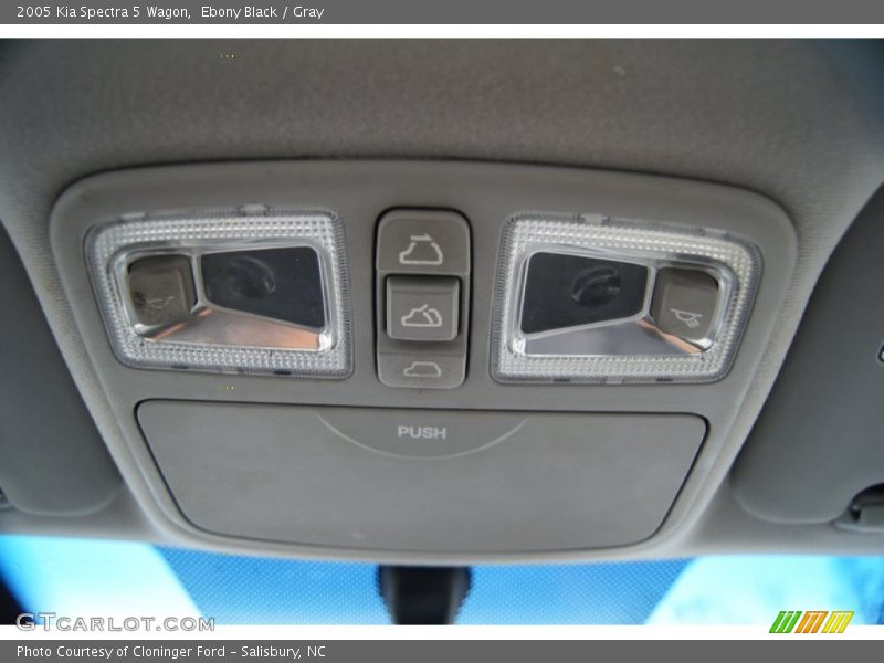 Ebony Black / Gray 2005 Kia Spectra 5 Wagon