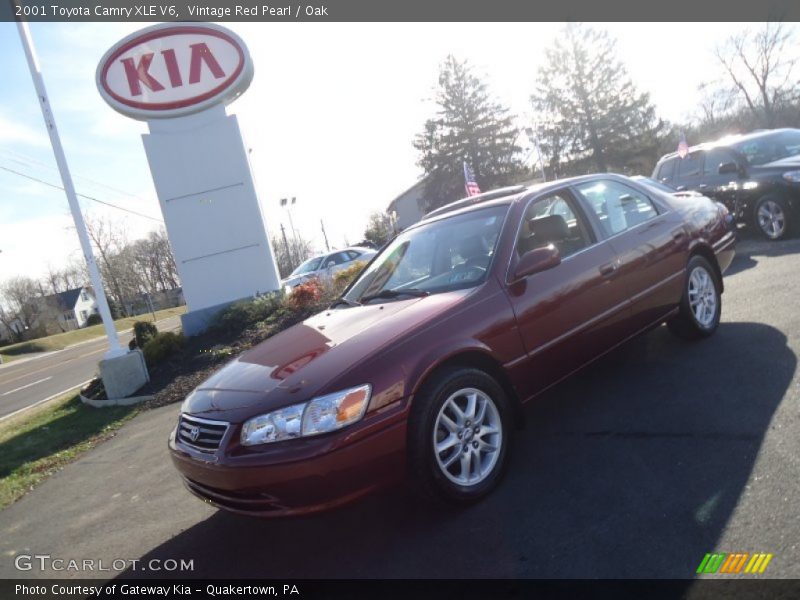 Vintage Red Pearl / Oak 2001 Toyota Camry XLE V6