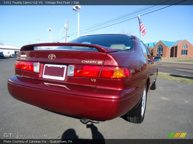 Vintage Red Pearl / Oak 2001 Toyota Camry XLE V6