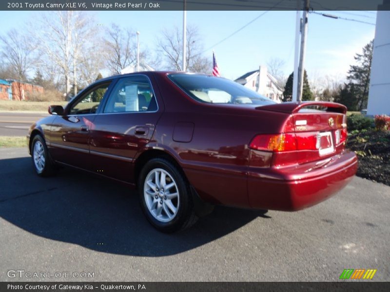 Vintage Red Pearl / Oak 2001 Toyota Camry XLE V6