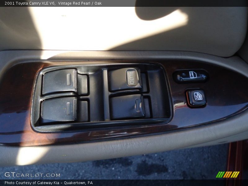 Vintage Red Pearl / Oak 2001 Toyota Camry XLE V6
