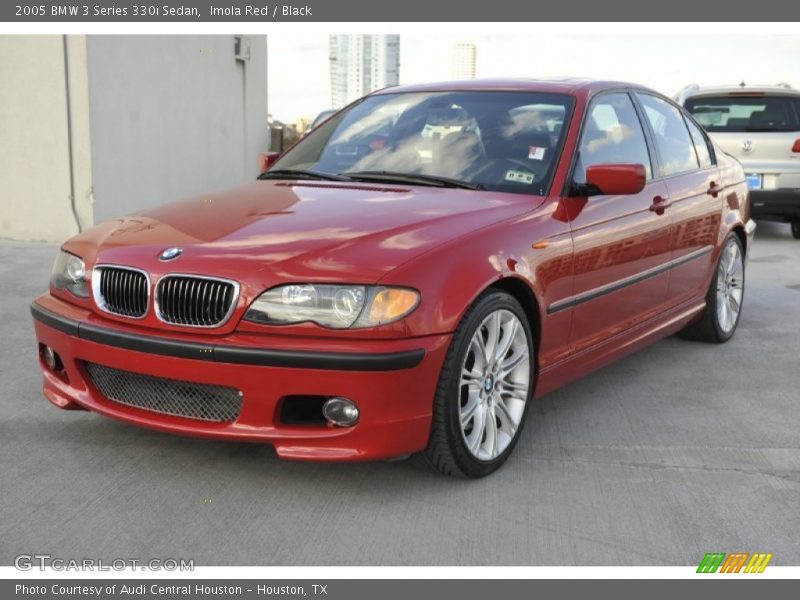 Front 3/4 View of 2005 3 Series 330i Sedan