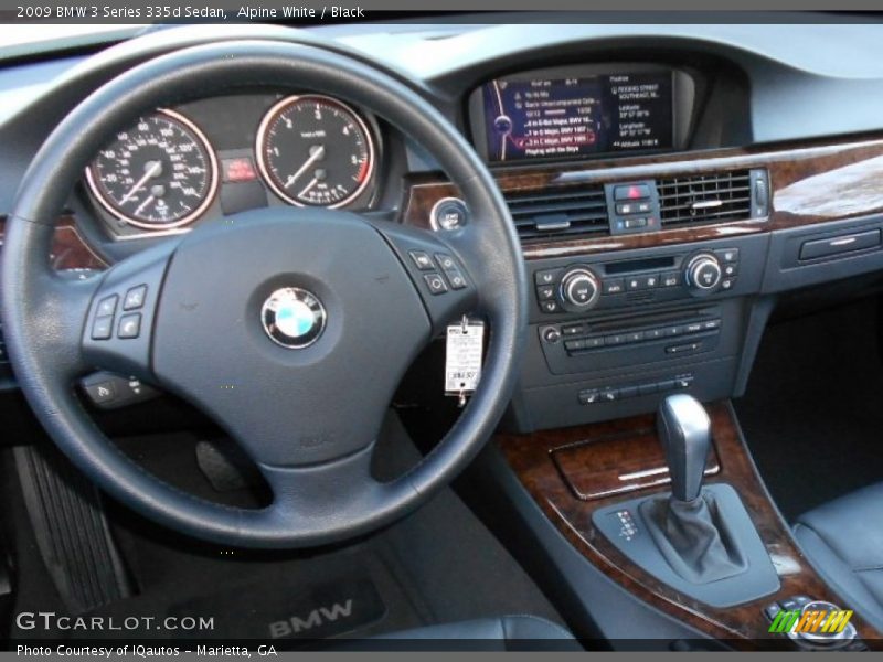 Dashboard of 2009 3 Series 335d Sedan
