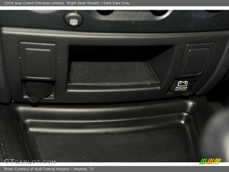 Bright Silver Metallic / Dark Slate Gray 2004 Jeep Grand Cherokee Limited