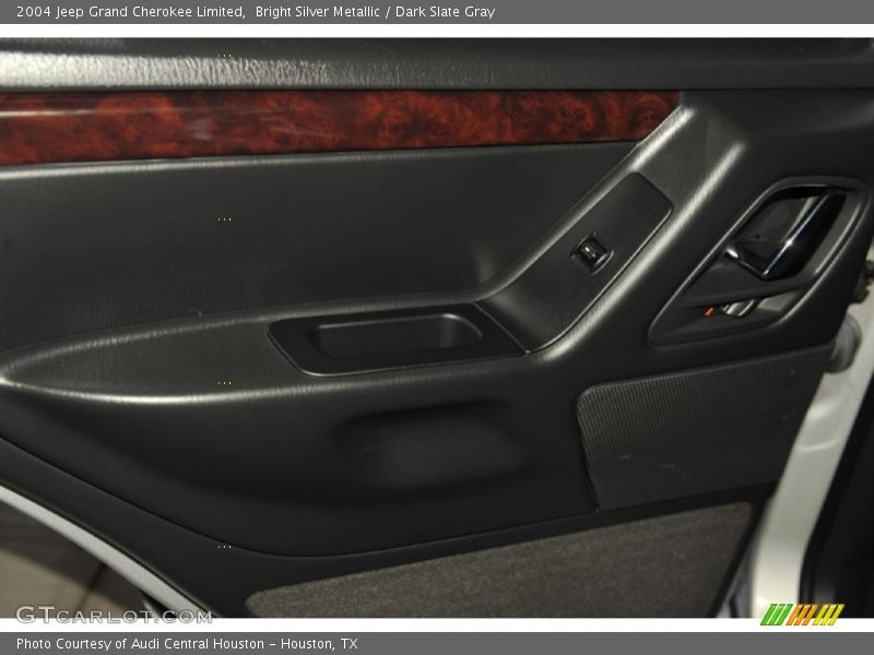 Bright Silver Metallic / Dark Slate Gray 2004 Jeep Grand Cherokee Limited
