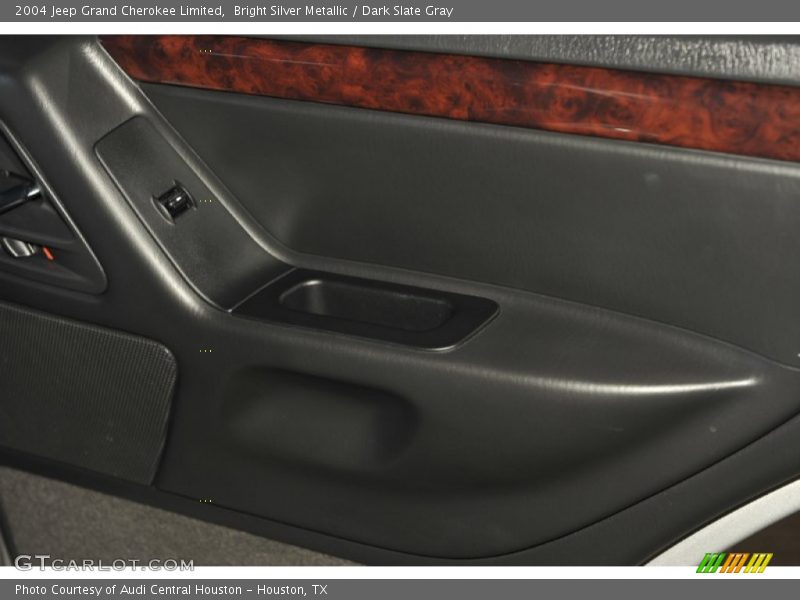 Bright Silver Metallic / Dark Slate Gray 2004 Jeep Grand Cherokee Limited