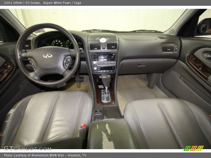 Aspen White Pearl / Sage 2001 Infiniti I 30 Sedan