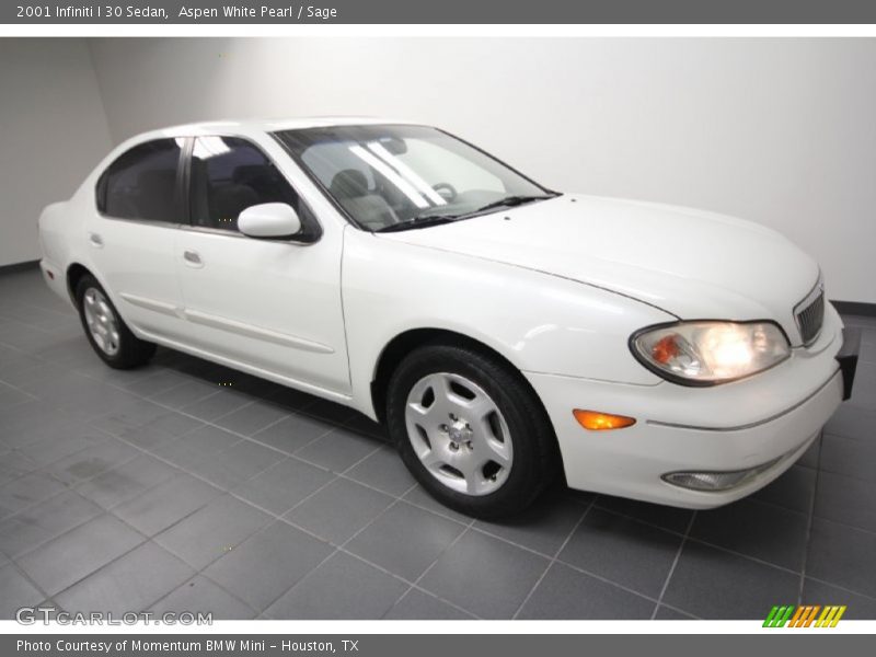 Aspen White Pearl / Sage 2001 Infiniti I 30 Sedan