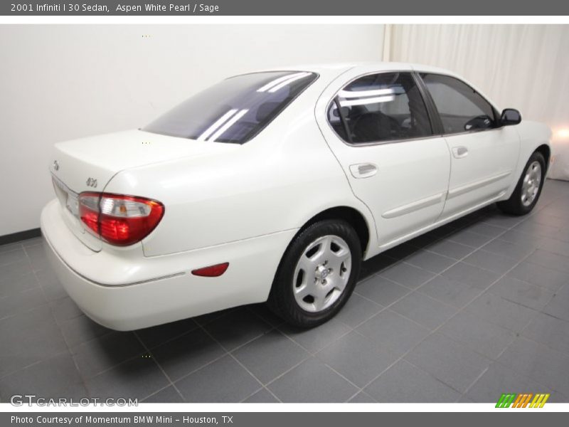 Aspen White Pearl / Sage 2001 Infiniti I 30 Sedan