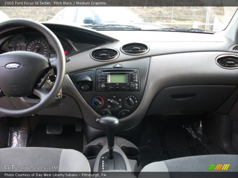 Pitch Black / Medium Graphite 2003 Ford Focus SE Sedan