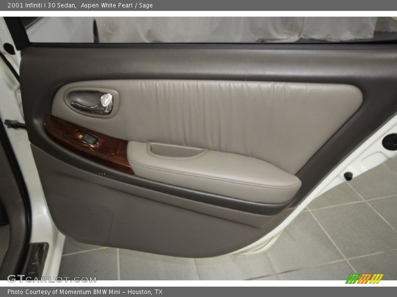 Aspen White Pearl / Sage 2001 Infiniti I 30 Sedan