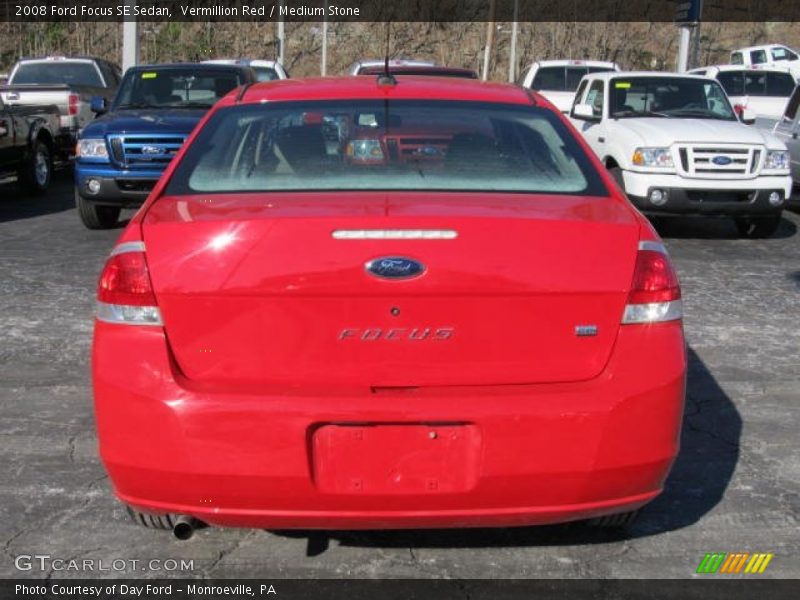 Vermillion Red / Medium Stone 2008 Ford Focus SE Sedan