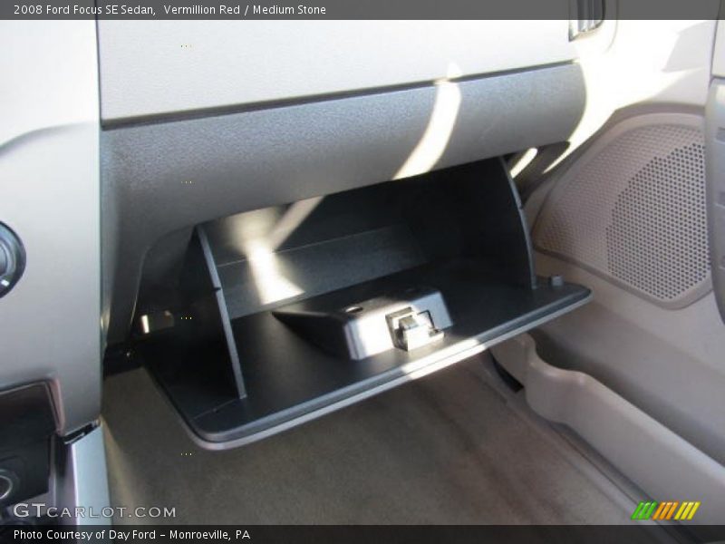 Vermillion Red / Medium Stone 2008 Ford Focus SE Sedan