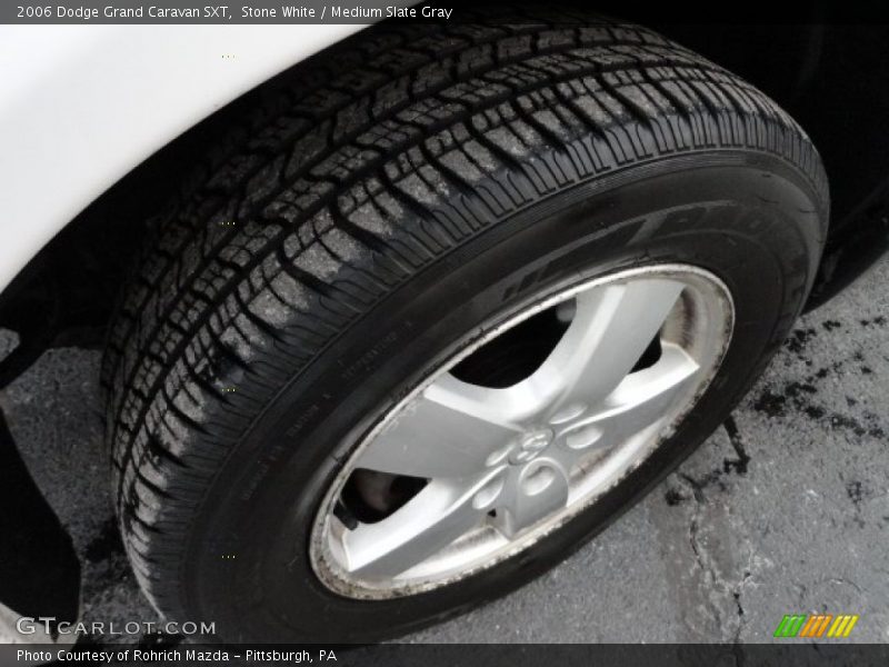 Stone White / Medium Slate Gray 2006 Dodge Grand Caravan SXT