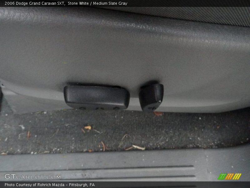 Stone White / Medium Slate Gray 2006 Dodge Grand Caravan SXT