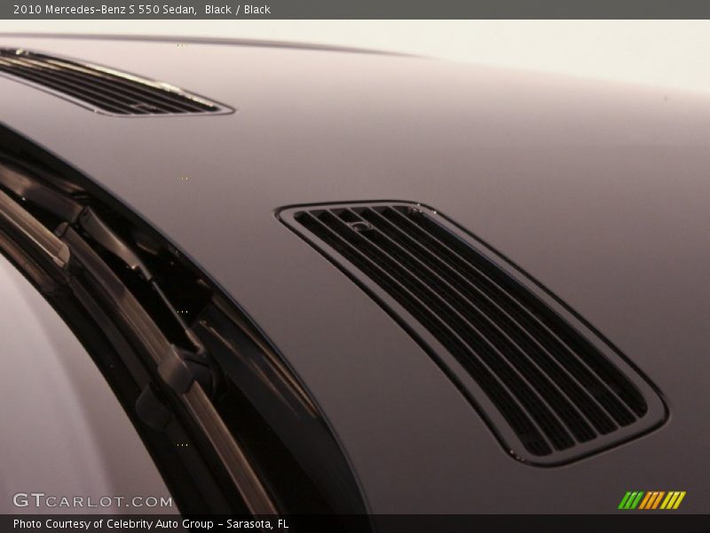 Black / Black 2010 Mercedes-Benz S 550 Sedan