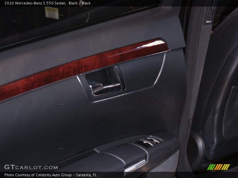 Black / Black 2010 Mercedes-Benz S 550 Sedan