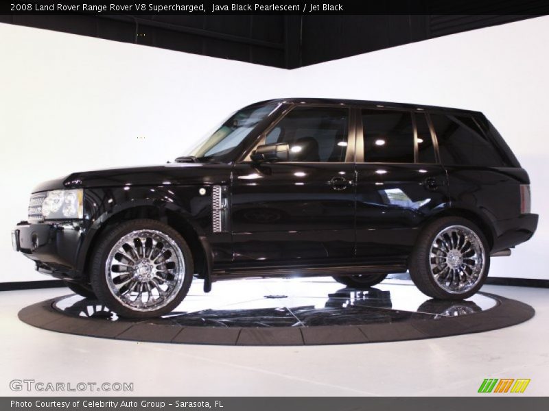 Custom Wheels of 2008 Range Rover V8 Supercharged