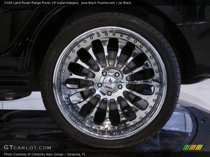 Custom Wheels of 2008 Range Rover V8 Supercharged