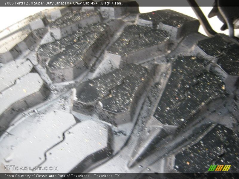 Black / Tan 2005 Ford F250 Super Duty Lariat FX4 Crew Cab 4x4