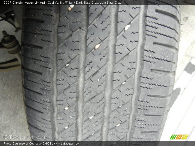 Cool Vanilla White / Dark Slate Gray/Light Slate Gray 2007 Chrysler Aspen Limited