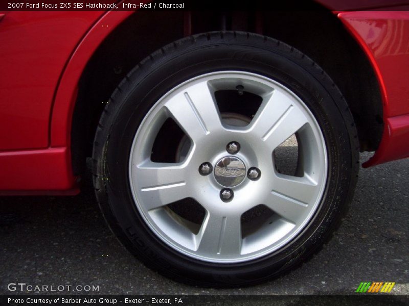 Infra-Red / Charcoal 2007 Ford Focus ZX5 SES Hatchback