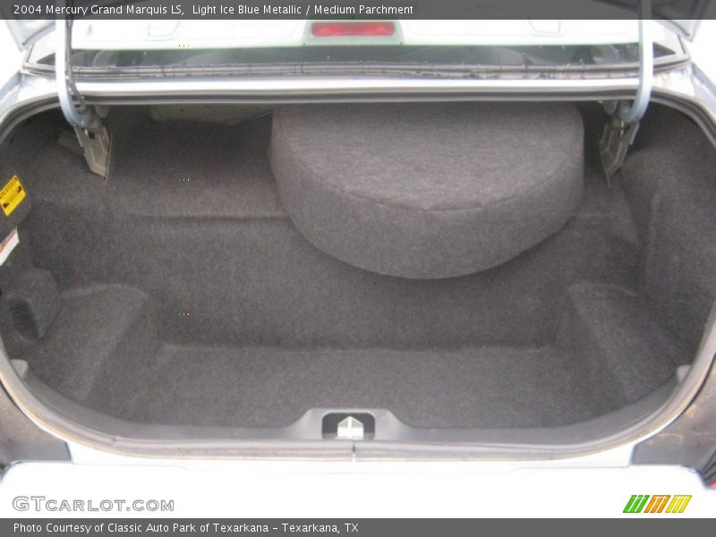 Light Ice Blue Metallic / Medium Parchment 2004 Mercury Grand Marquis LS