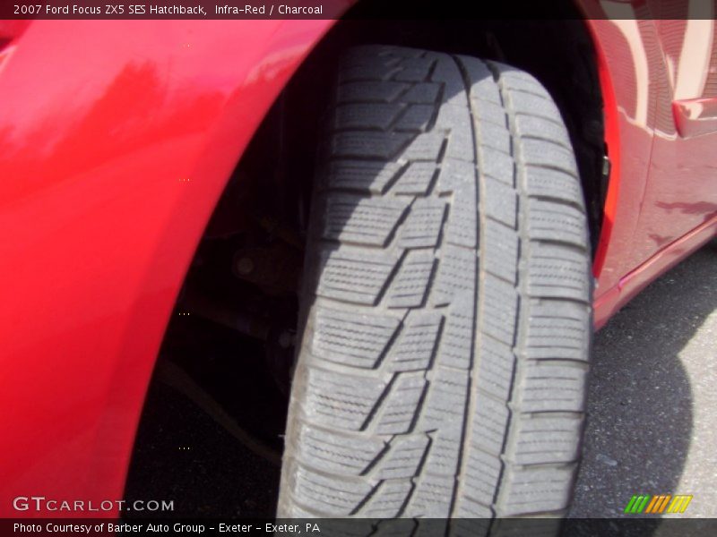 Infra-Red / Charcoal 2007 Ford Focus ZX5 SES Hatchback